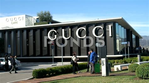 gucci the mall firenze recensioni|gucci factory outlet leccio.